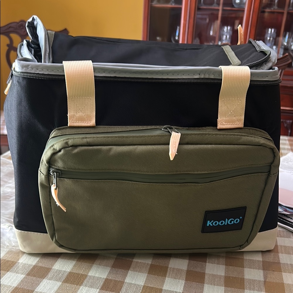NWT Black and Olive 30 can cooler bag